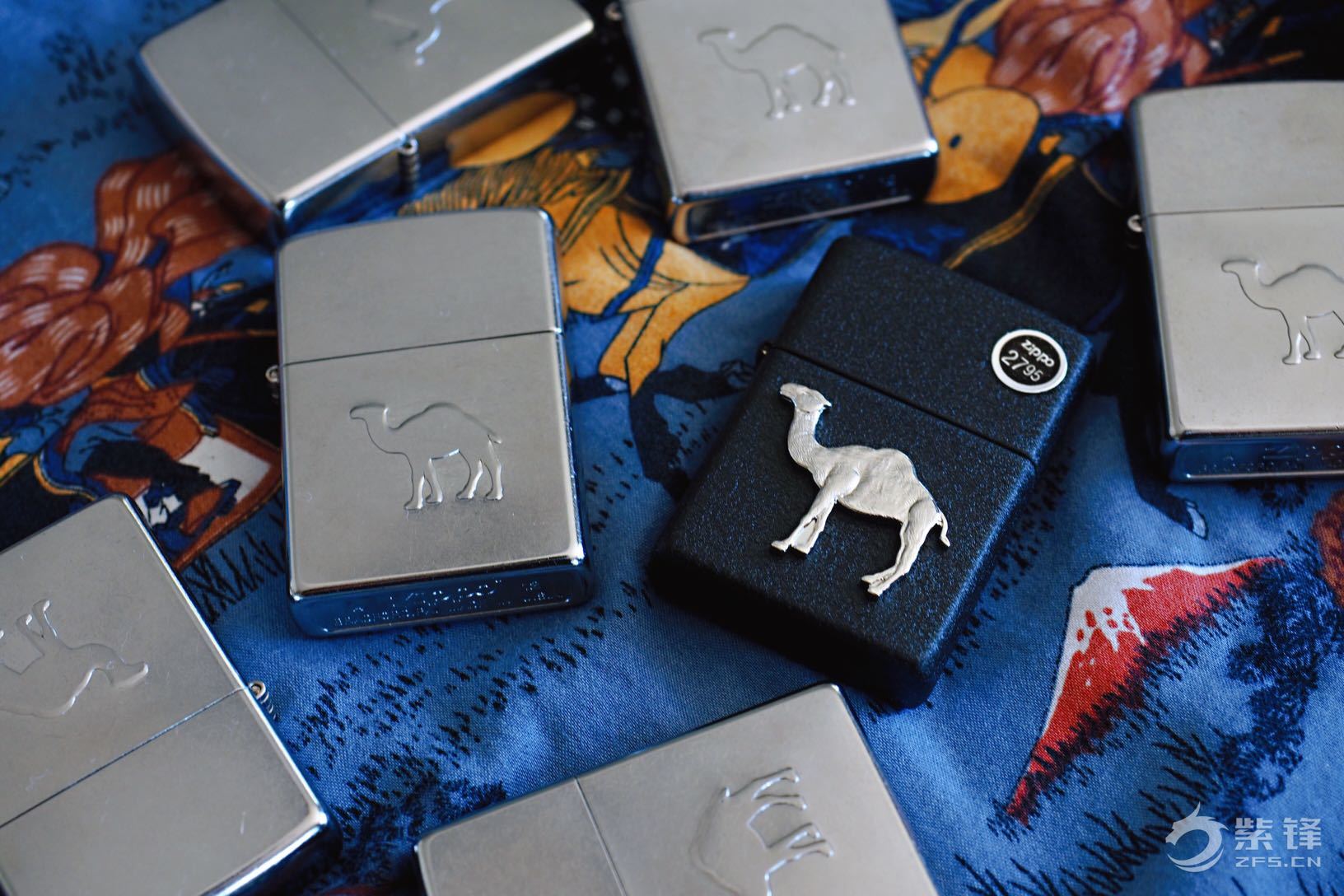 cz836,冲压凸刻欧洲花沙骆驼-晒机交流紫锋-zippo打火机爱好者|zippo
