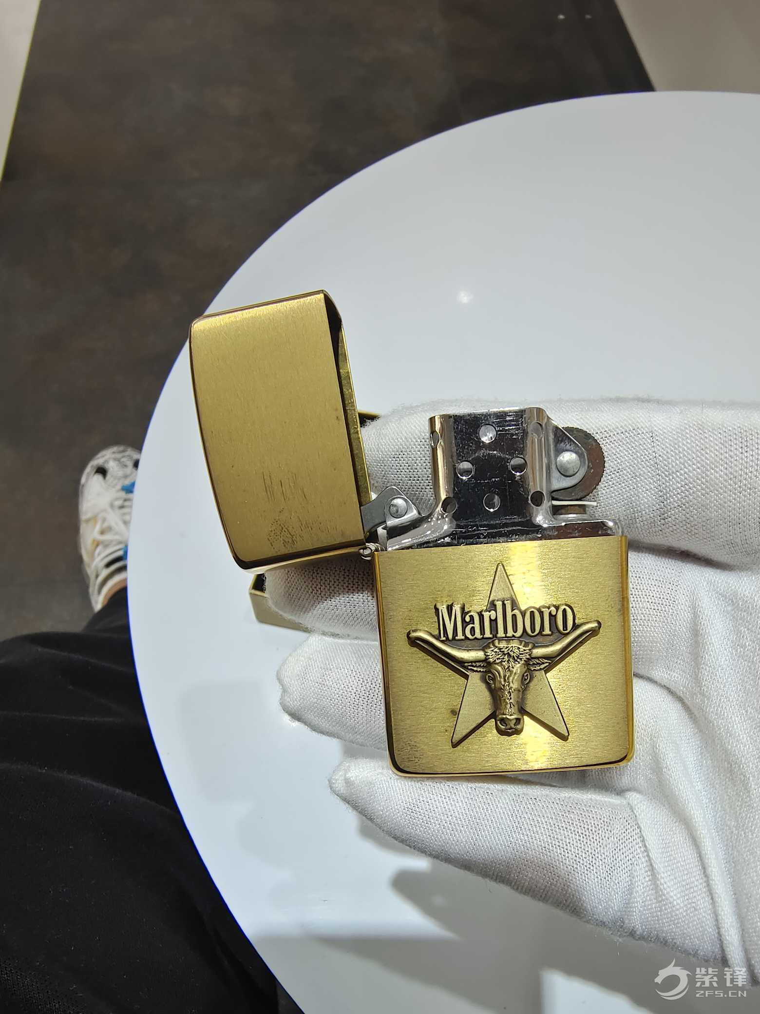 zippo万宝路牛头-晒机交流紫锋-zippo打火机爱好者|zippo老机|zippo打