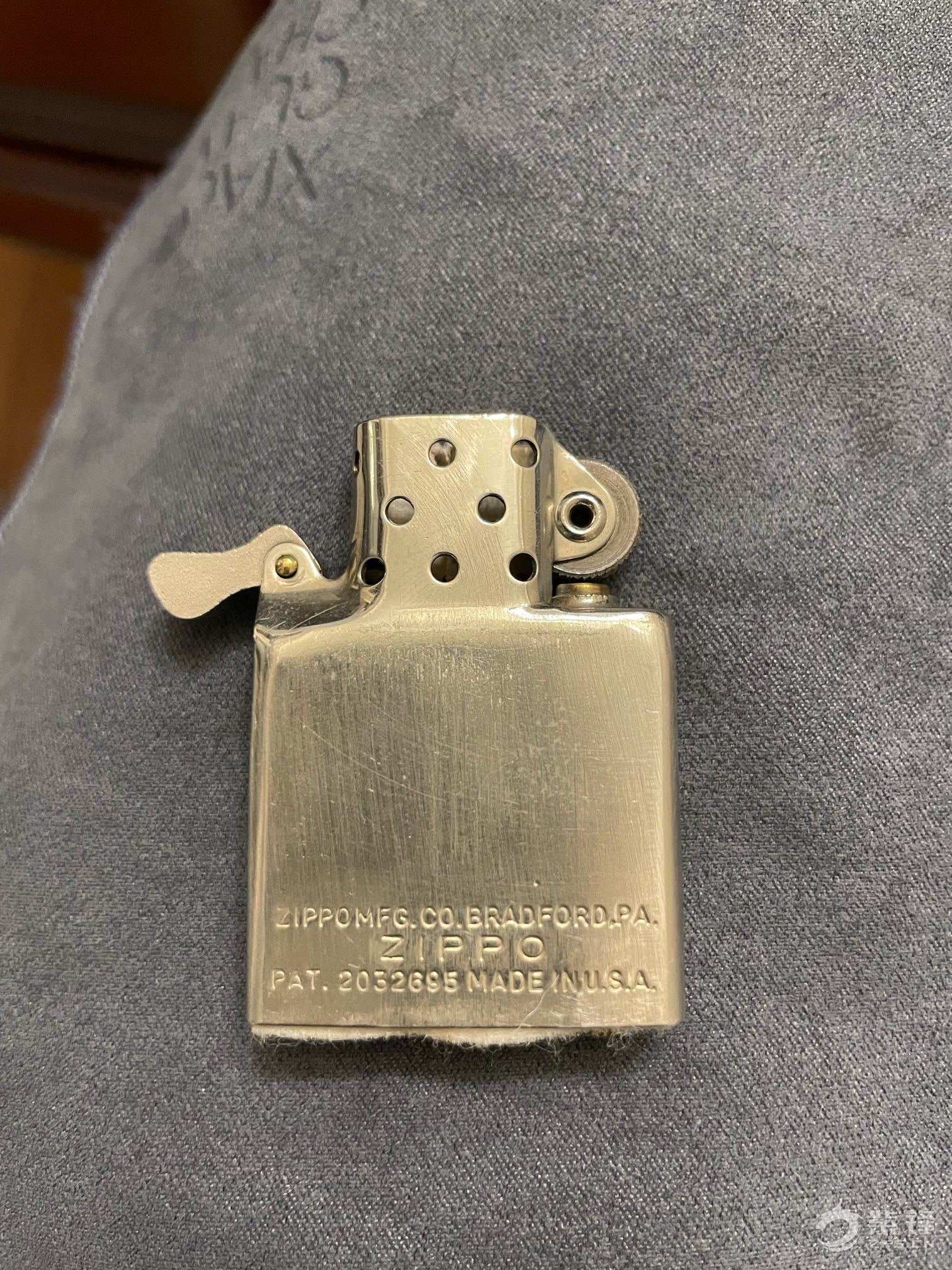 首版大五东南西北-晒机交流紫锋-zippo打火机爱好者|zippo老机|zippo